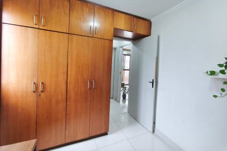 Apartamento à venda com 64m², 2 quartos e 2 vagasQuarto 2