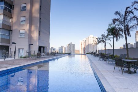 Apartamento à venda com 197m², 4 quartos e 3 vagasÁrea comum - Piscina