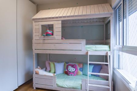 Apartamento à venda com 197m², 4 quartos e 3 vagassuite 1