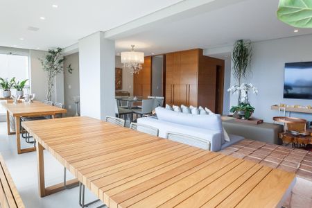 Apartamento à venda com 197m², 4 quartos e 3 vagassala