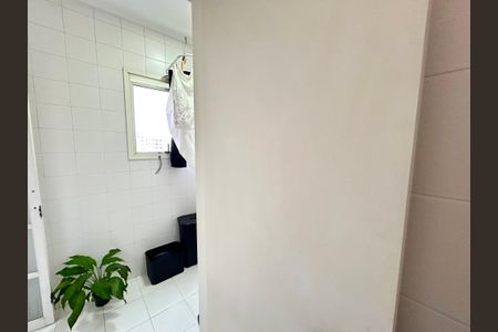 Apartamento para alugar com 76m², 2 quartos e 2 vagas Apartamento para alugar com 76m², 2 quartos e 2 vagasBanheiro 2