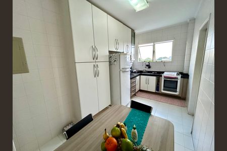 Apartamento para alugar com 76m², 2 quartos e 2 vagas Apartamento para alugar com 76m², 2 quartos e 2 vagasCozinha