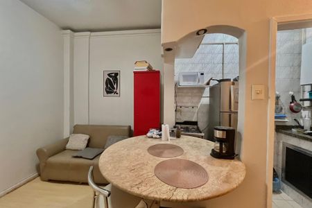 Sala  de apartamento à venda com 1 quarto, 39m² em Copacabana, Rio de Janeiro