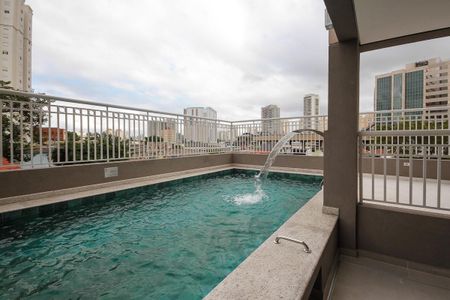 Apartamento à venda com 41m², 1 quarto e 1 vaga Apartamento à venda com 41m², 1 quarto e 1 vagaÁrea comum - Piscina