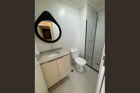 Banheiro de apartamento para alugar com 2 quartos, 42m² em Presidente Altino, Osasco