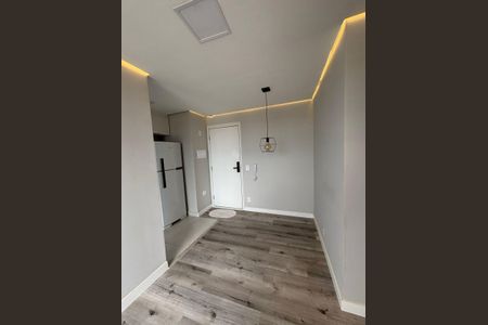 Sala de apartamento para alugar com 2 quartos, 42m² em Presidente Altino, Osasco