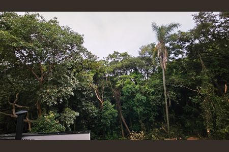 Casa de condomínio para alugar com 259m², 4 quartos e 3 vagas