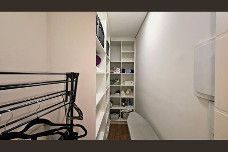 Casa de condomínio para alugar com 259m², 4 quartos e 3 vagas