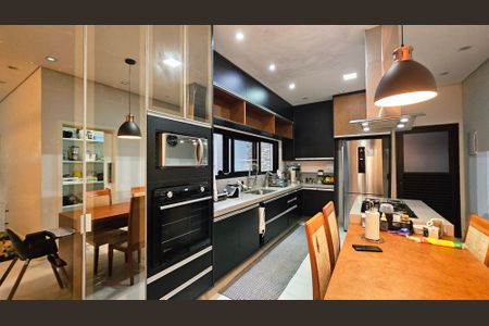 Casa de condomínio para alugar com 259m², 4 quartos e 3 vagas