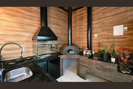 Casa de condomínio para alugar com 259m², 4 quartos e 3 vagas