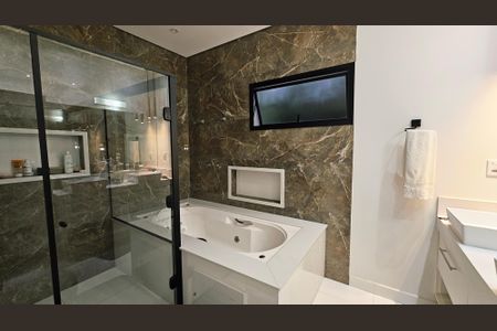 Casa de condomínio para alugar com 259m², 4 quartos e 3 vagas