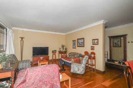 Sala de apartamento à venda com 3 quartos, 138m² em Petrópolis, Porto Alegre
