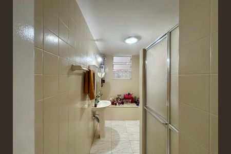 Apartamento à venda com 106m², 3 quartos e 1 vaga Apartamento à venda com 106m², 3 quartos e 1 vagaBanheiro social 1