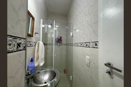 Apartamento à venda com 106m², 3 quartos e 1 vaga Apartamento à venda com 106m², 3 quartos e 1 vagaBanheiro social 2