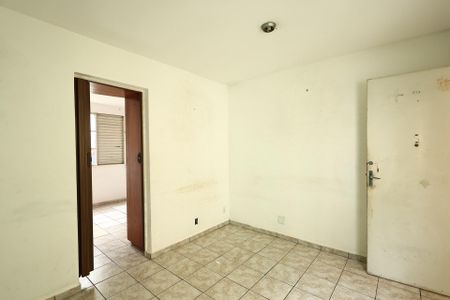 Sala de apartamento para alugar com 2 quartos, 38m² em Cecap, Taubaté