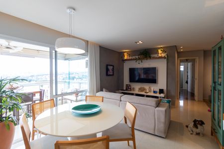 Apartamento para alugar com 128m², 3 quartos e 3 vagasSalas