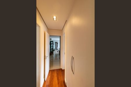 Apartamento para alugar com 128m², 3 quartos e 3 vagasCorredor