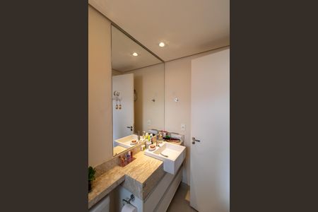 Apartamento para alugar com 128m², 3 quartos e 3 vagasBanheiro da Suíte 01