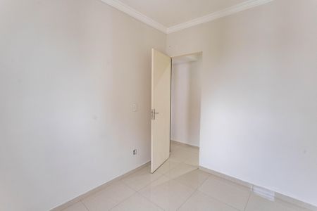 Quarto 1  de apartamento para alugar com 2 quartos, 44m² em Canhema, Diadema
