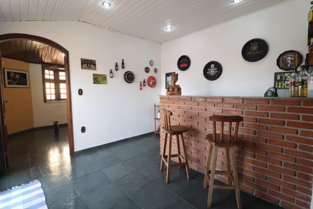 Casa à venda com 380m², 3 quartos e 7 vagasMezanino - Bar
