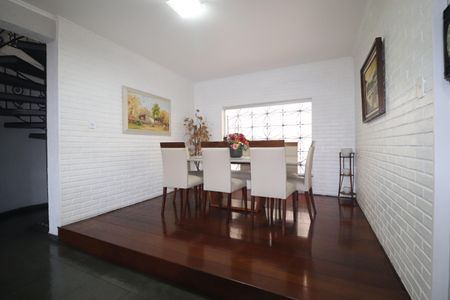 Sala de jantar de casa à venda com 3 quartos, 380m² em Vila Aquilino, Santo André