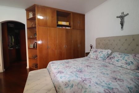 Quarto 1 suíte  de casa à venda com 3 quartos, 380m² em Vila Aquilino, Santo André