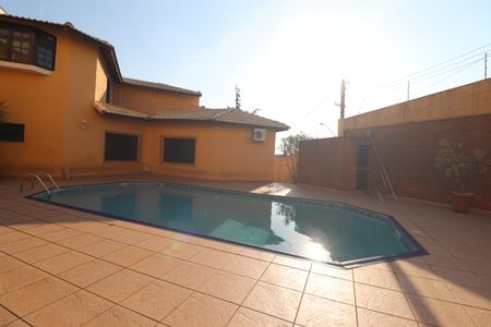 Casa à venda com 380m², 3 quartos e 7 vagasPiscina