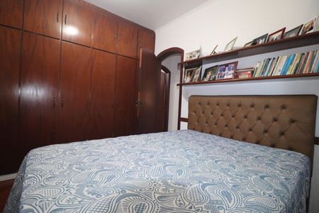 Casa à venda com 380m², 3 quartos e 7 vagasQuarto 2