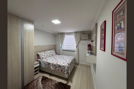 Apartamento à venda com 270m², 3 quartos e 2 vagas Apartamento à venda com 270m², 3 quartos e 2 vagasQuarto 2
