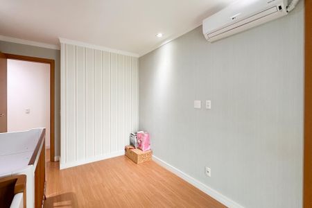 Apartamento à venda com 132m², 3 quartos e 3 vagasSuíte 2