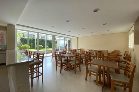 Apartamento à venda com 132m², 3 quartos e 3 vagasÁrea comum - Salão de festas