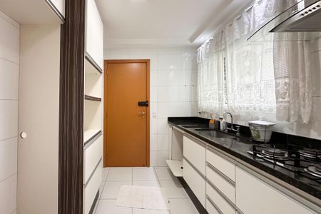 Apartamento à venda com 132m², 3 quartos e 3 vagasCozinha