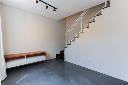 Sala de casa de condomínio à venda com 2 quartos, 89m² em Parada Inglesa, São Paulo