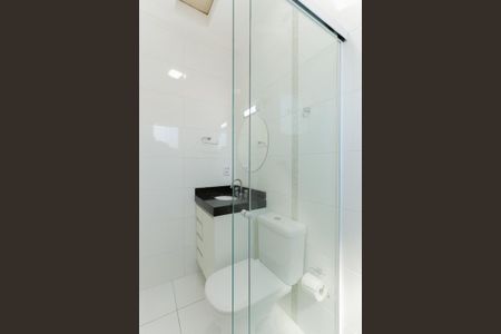 Casa de condomínio à venda com 89m², 2 quartos e 1 vaga Casa de condomínio à venda com 89m², 2 quartos e 1 vagaBanheiro da suíte 2