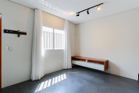 Sala de casa de condomínio à venda com 2 quartos, 89m² em Parada Inglesa, São Paulo