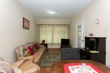 Casa à venda com 153m², 3 quartos e 4 vagasSala