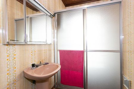 Casa à venda com 153m², 3 quartos e 4 vagasBanheiro 1