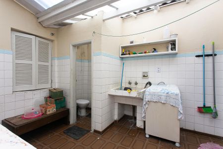 Casa à venda com 153m², 3 quartos e 4 vagasÁrea de Serviço