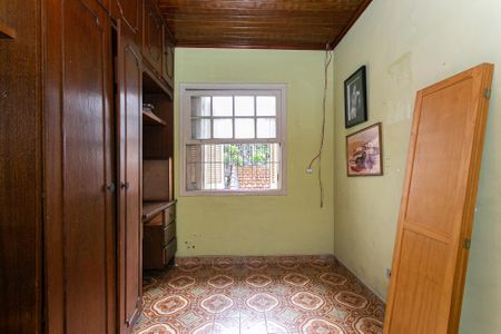 Casa à venda com 153m², 3 quartos e 4 vagasQuarto 2