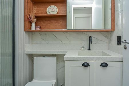 Apartamento à venda com 37m², 2 quartos e sem vaga Apartamento à venda com 37m², 2 quartos e sem vagaBanheiro