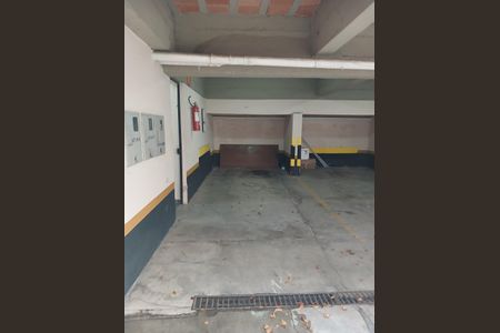 Apartamento para alugar com 200m², 3 quartos e 2 vagas Apartamento para alugar com 200m², 3 quartos e 2 vagasVagas de garagem