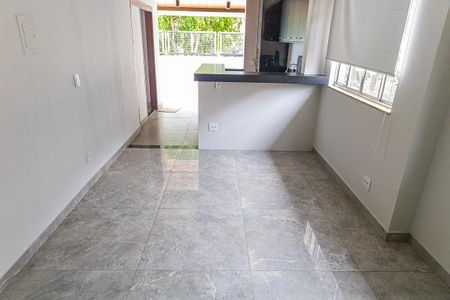 Apartamento para alugar com 200m², 3 quartos e 2 vagas Apartamento para alugar com 200m², 3 quartos e 2 vagasSala de TV