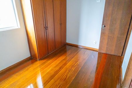 Apartamento para alugar com 200m², 3 quartos e 2 vagas Apartamento para alugar com 200m², 3 quartos e 2 vagasQuarto 1/ suite