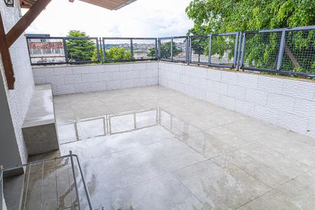 Apartamento para alugar com 200m², 3 quartos e 2 vagas Apartamento para alugar com 200m², 3 quartos e 2 vagasArea cobertura