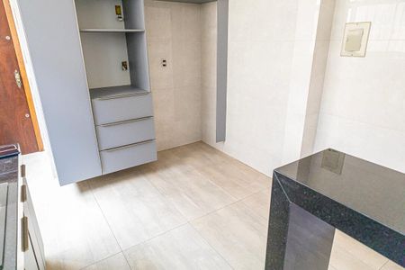 Apartamento para alugar com 200m², 3 quartos e 2 vagas Apartamento para alugar com 200m², 3 quartos e 2 vagasCozinha