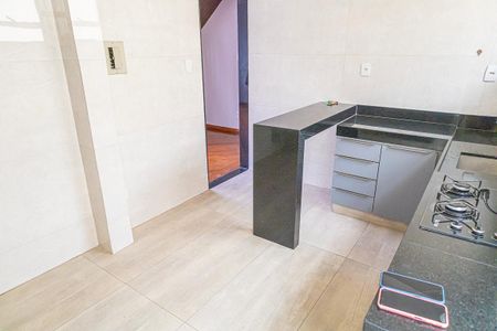 Apartamento para alugar com 200m², 3 quartos e 2 vagas Apartamento para alugar com 200m², 3 quartos e 2 vagasCozinha