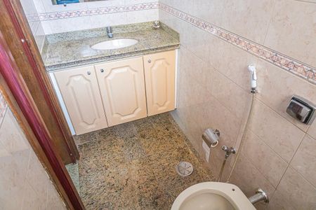 Apartamento para alugar com 200m², 3 quartos e 2 vagas Apartamento para alugar com 200m², 3 quartos e 2 vagassuite