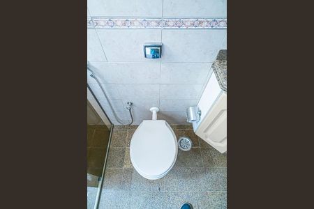 Apartamento para alugar com 200m², 3 quartos e 2 vagas Apartamento para alugar com 200m², 3 quartos e 2 vagasBanheiro