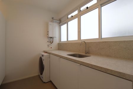 Apartamento para alugar com 122m², 3 quartos e 1 vagaÁrea de Serviço