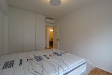 Quarto 2 de apartamento para alugar com 3 quartos, 122m² em Itaim Bibi, São Paulo